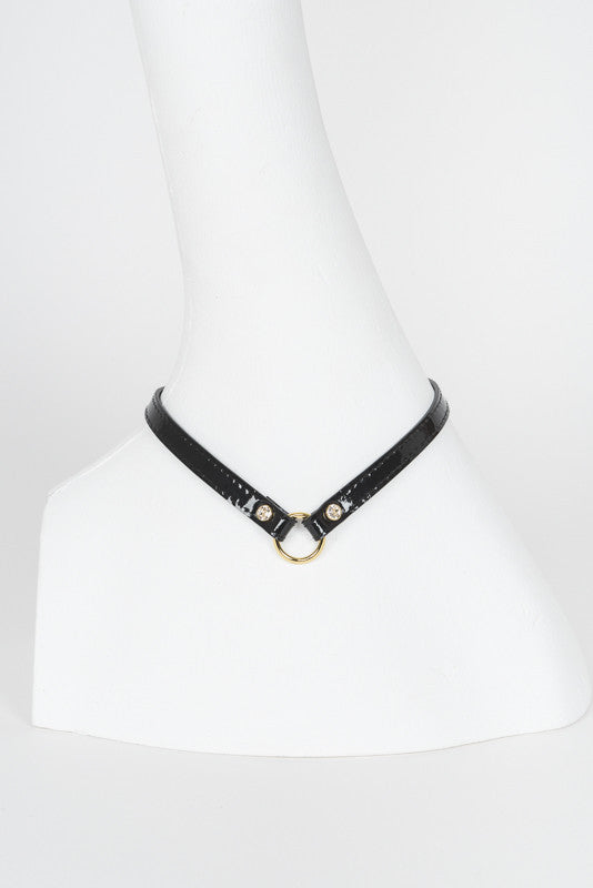 fr-ulein-kink-ritsy-t-strap-fesseln-schwarz-bronze-patentleder image 4
