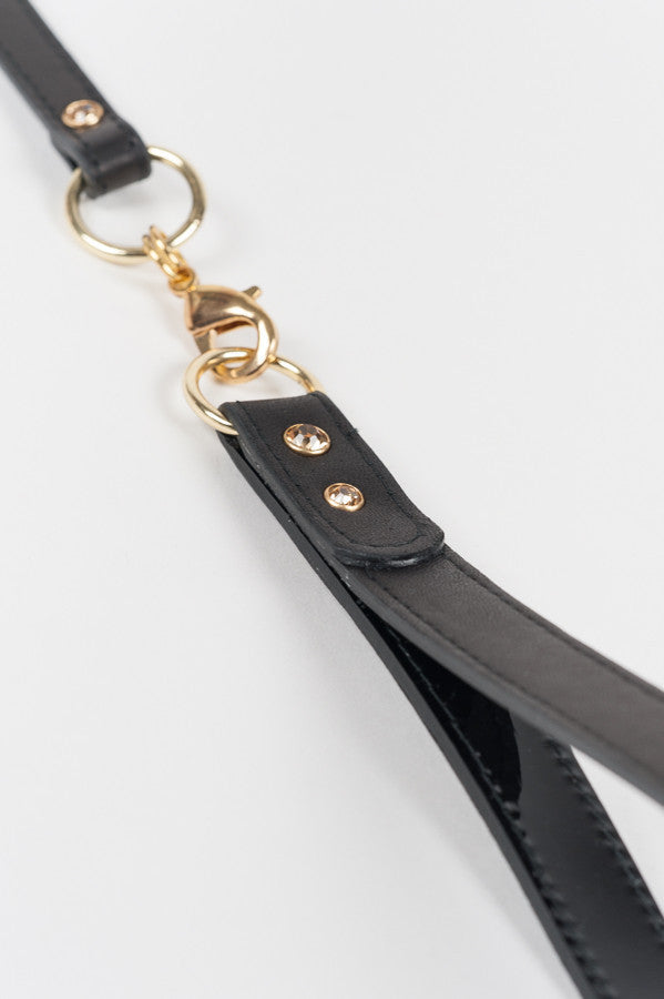 fr-ulein-kink-t-straps-caviar-fu-fesseln-schwarz-leder image 4