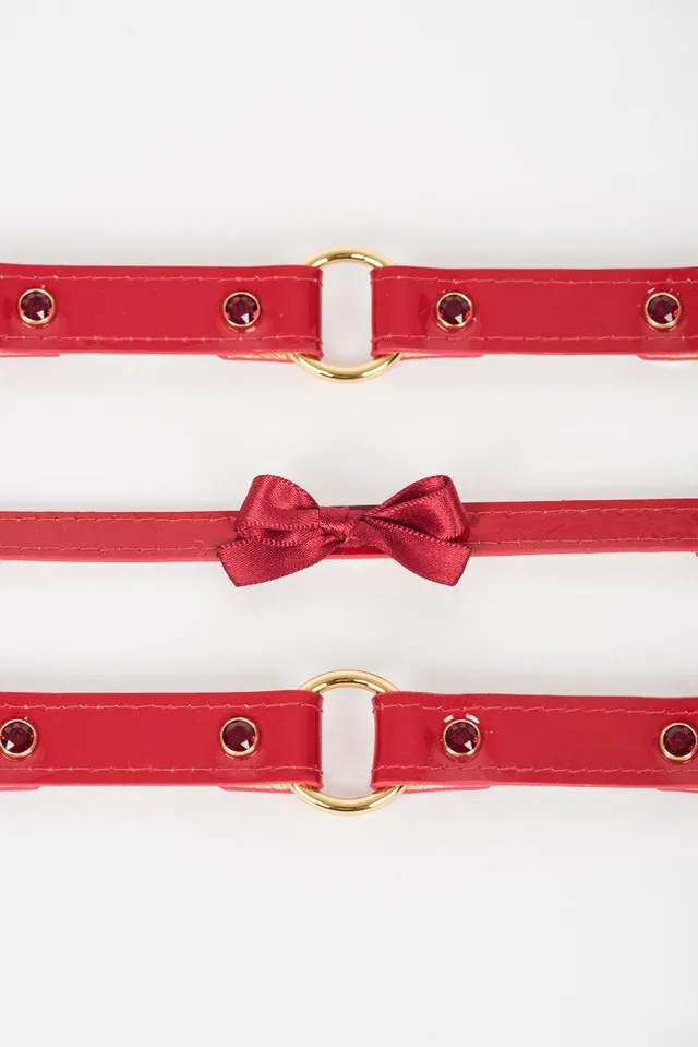 fr-ulein-kink-red-hot-handcuffs-handfesseln-rot-lack image 1