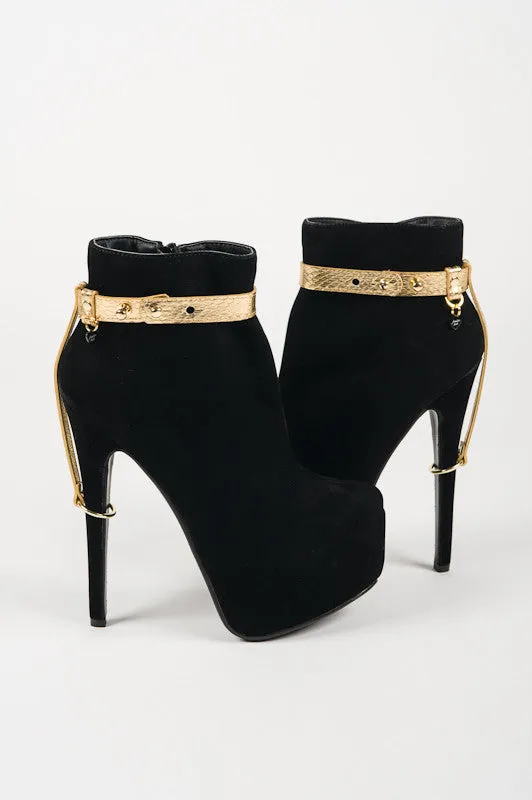 fr-ulein-kink-ankle-restraints-golden-high-heel-cuffs-python image 1