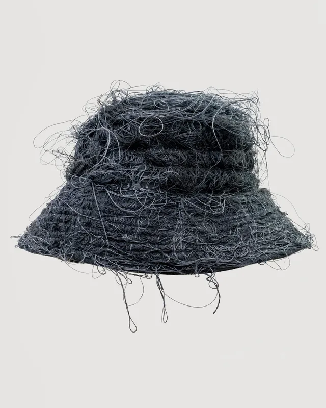 dennis-chuene-bird-s-nest-bucket-hat-fischerhut-schwarz image 1