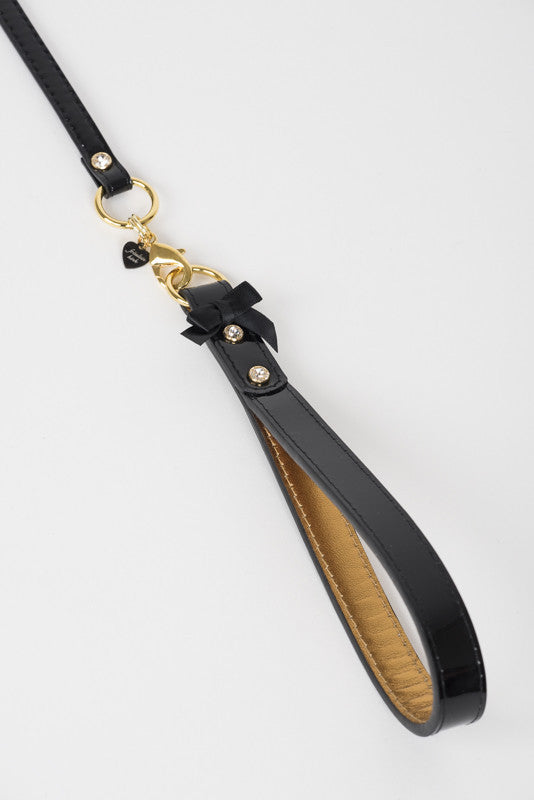 fr-ulein-kink-ritsy-t-strap-fesseln-schwarz-bronze-patentleder image 6