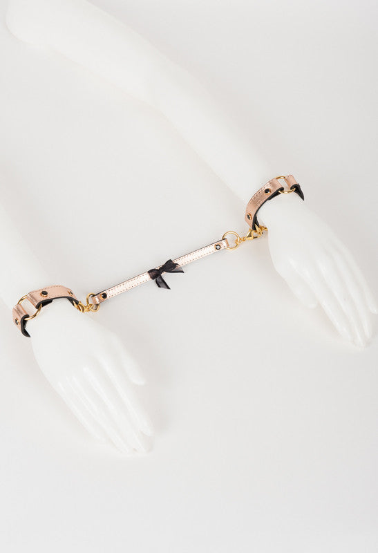 fr-ulein-kink-ankle-topaz-fu-fesseln-rosegold-swarovski image 2
