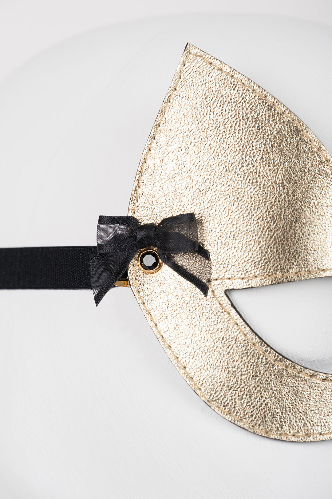fr-ulein-kink-headwear-oro-kitten-maske-gold-swarovski image 2
