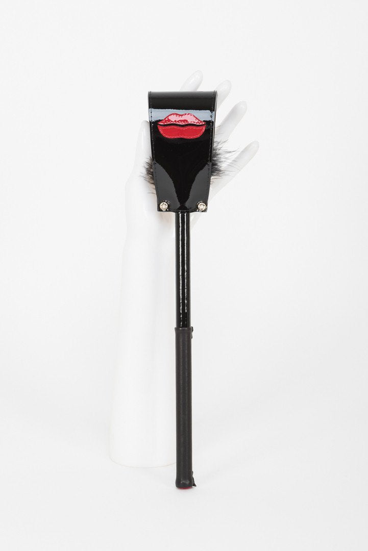 fr-ulein-kink-kiss-crop-gerte-leder-feder-kristall image 3