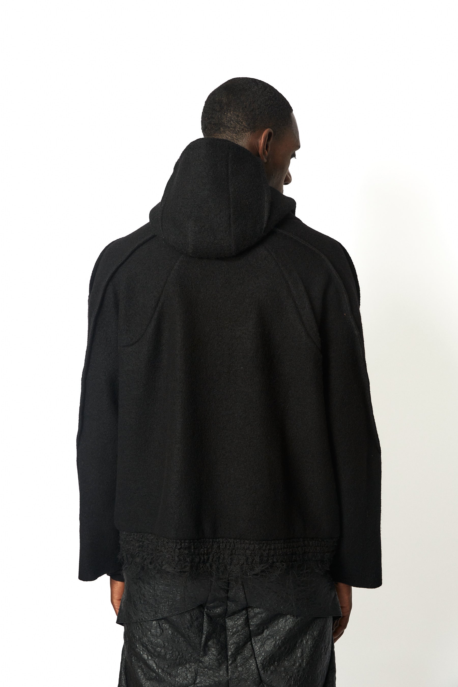 dennis-chuene-bully-hoodie-kapuzenjacke-wolle-schwarz image 6