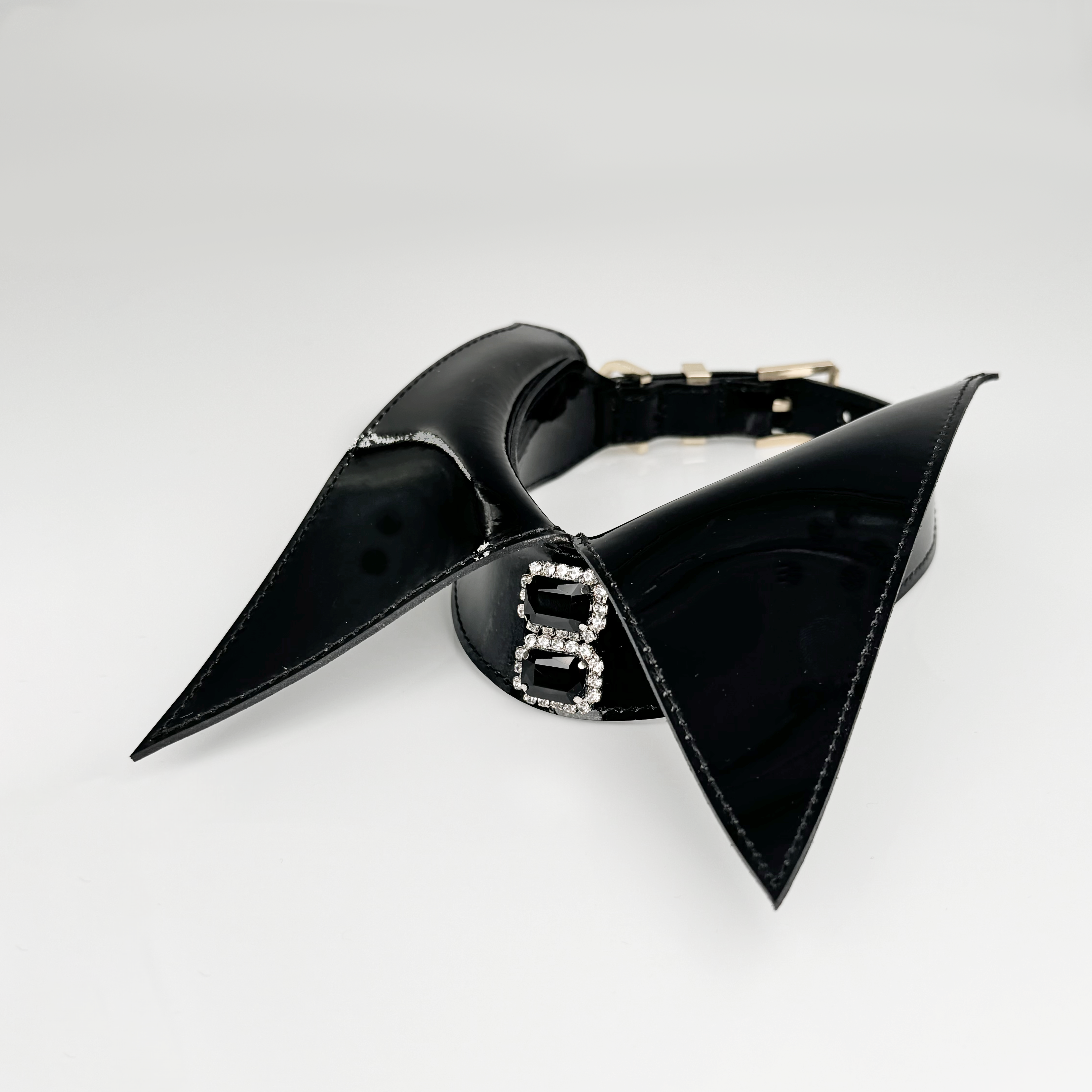 fr-ulein-kink-noir-black-tie-collar-halsband-lackleder image 1
