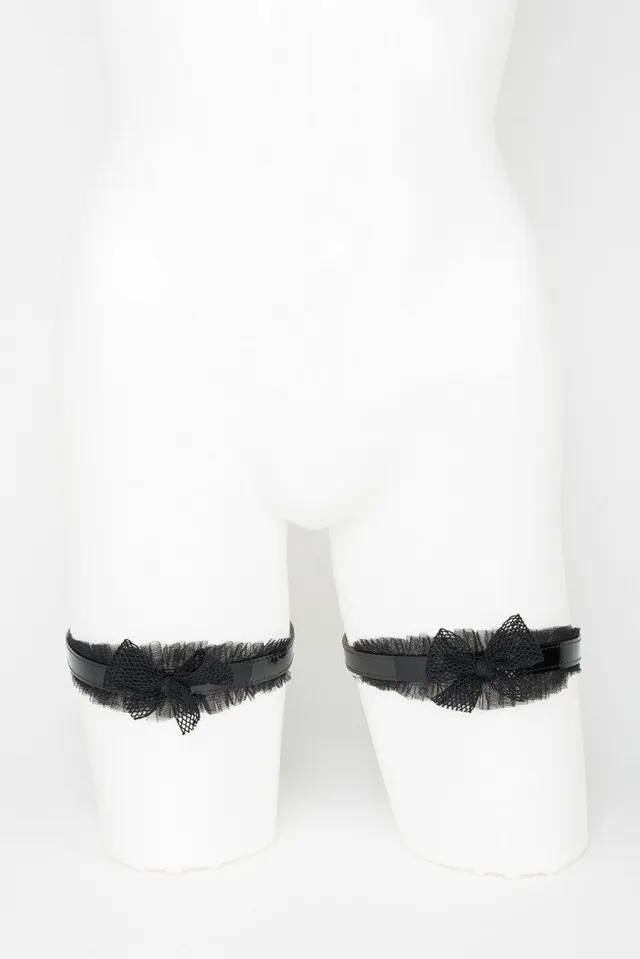 fr-ulein-kink-kiss-bein-strumpfband-dessous-s-m-lackleder image 1
