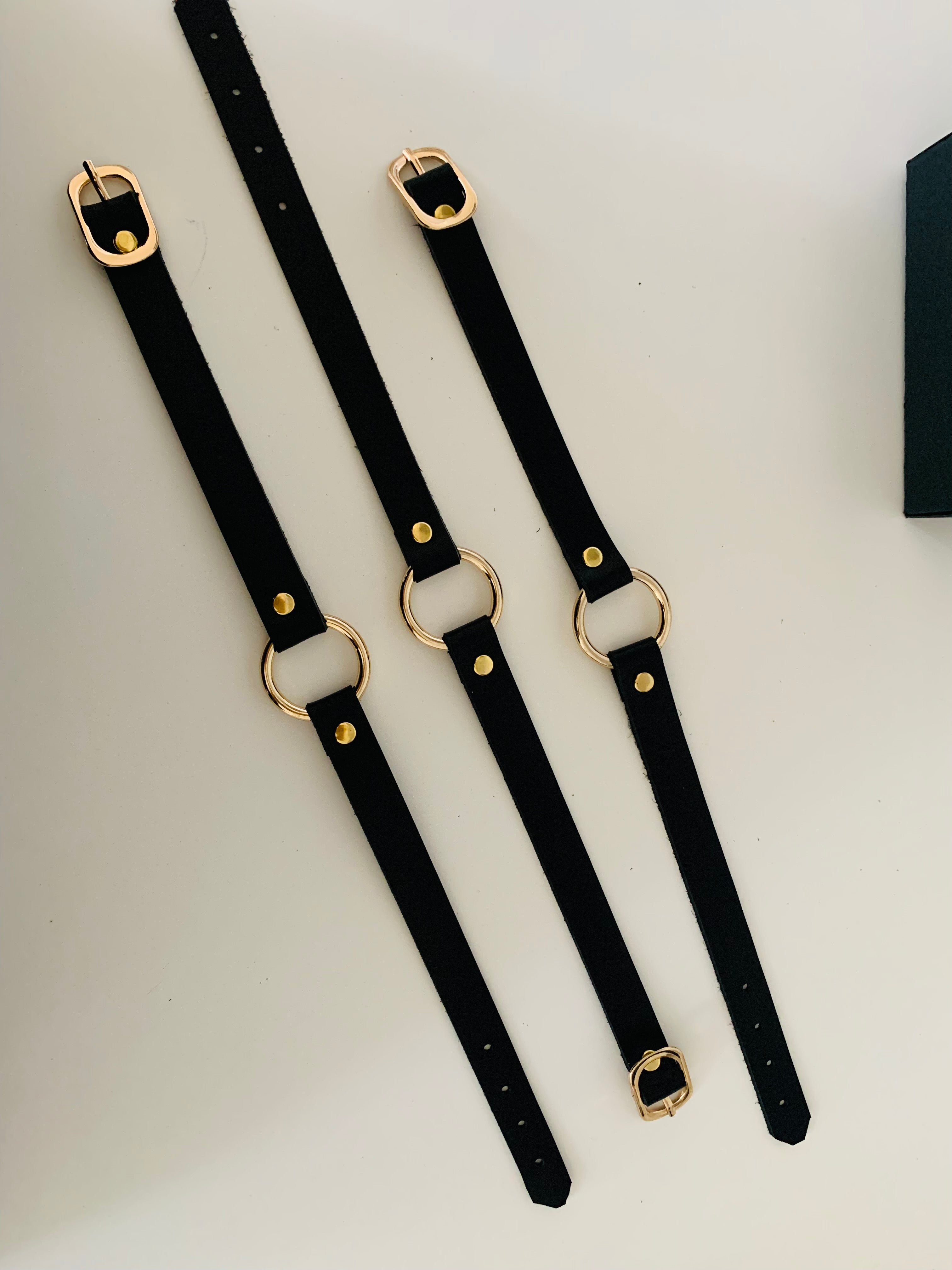 amoreze-isabelle-leder-choker-schwarz-gold-gr-e-s image 4