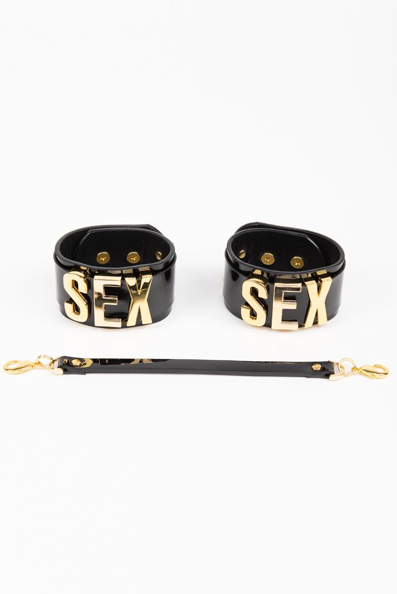 fraulein-kink-gold-letter-handcuffs-fu-fesseln-schwarz-gold image 1
