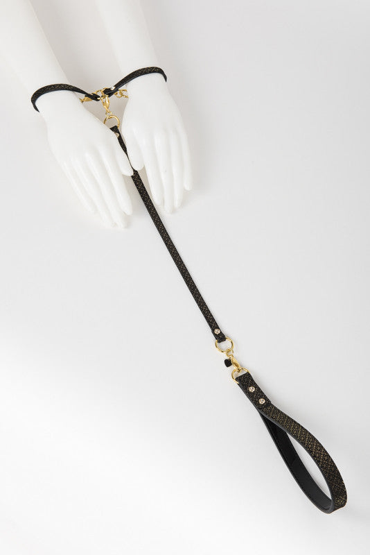 fr-ulein-kink-lush-t-strap-leder-fesseln-schwarz-gold image 1