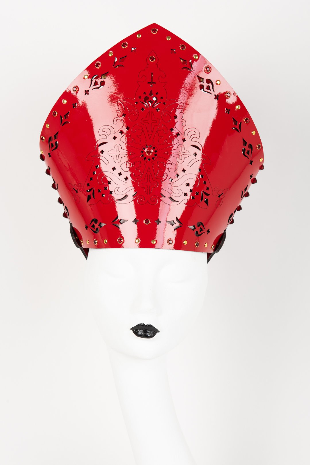 fr-ulein-kink-rosso-confessional-mitre-kopfschmuck-rot image 5