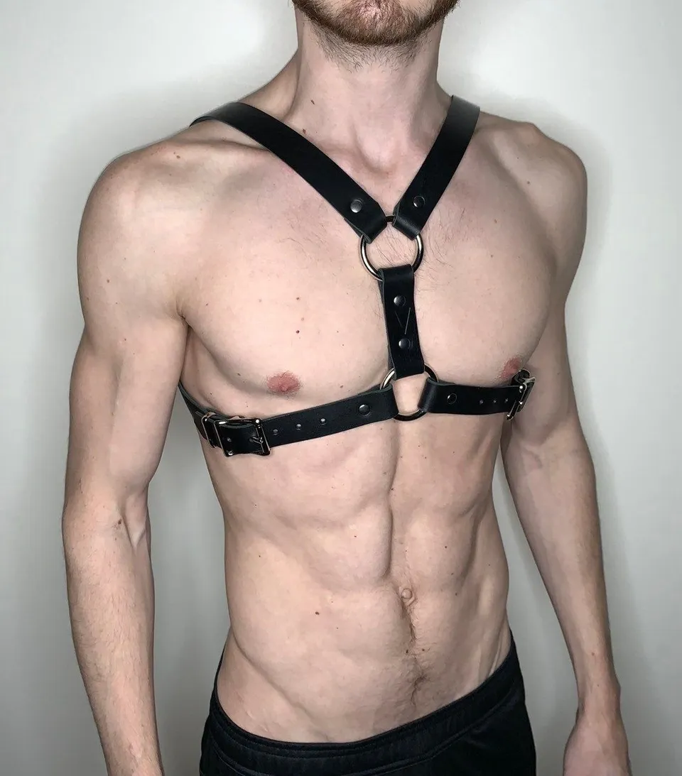 amoreze-the-accolade-brust-harness-herren-leder image 1
