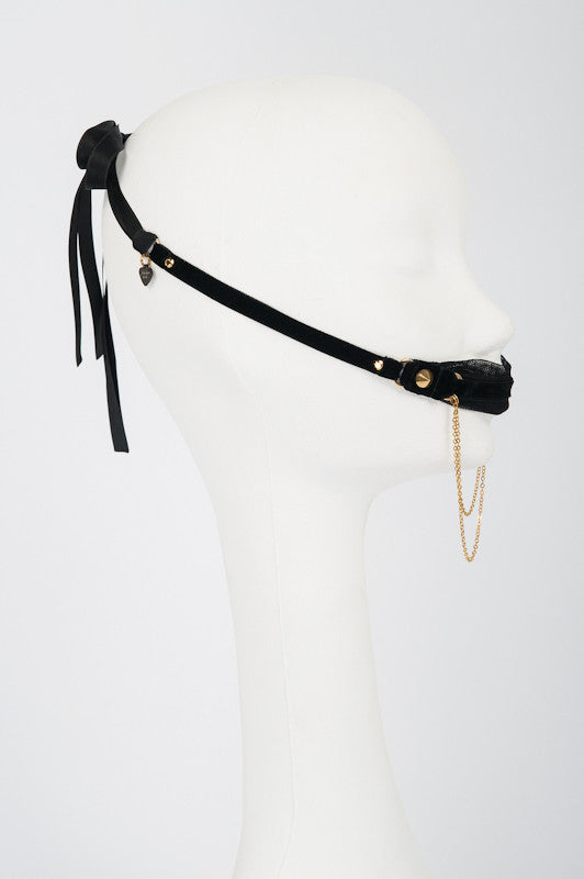 fr-ulein-kink-noir-gag-knebel-schwarz-gold-t-llknebel image 3