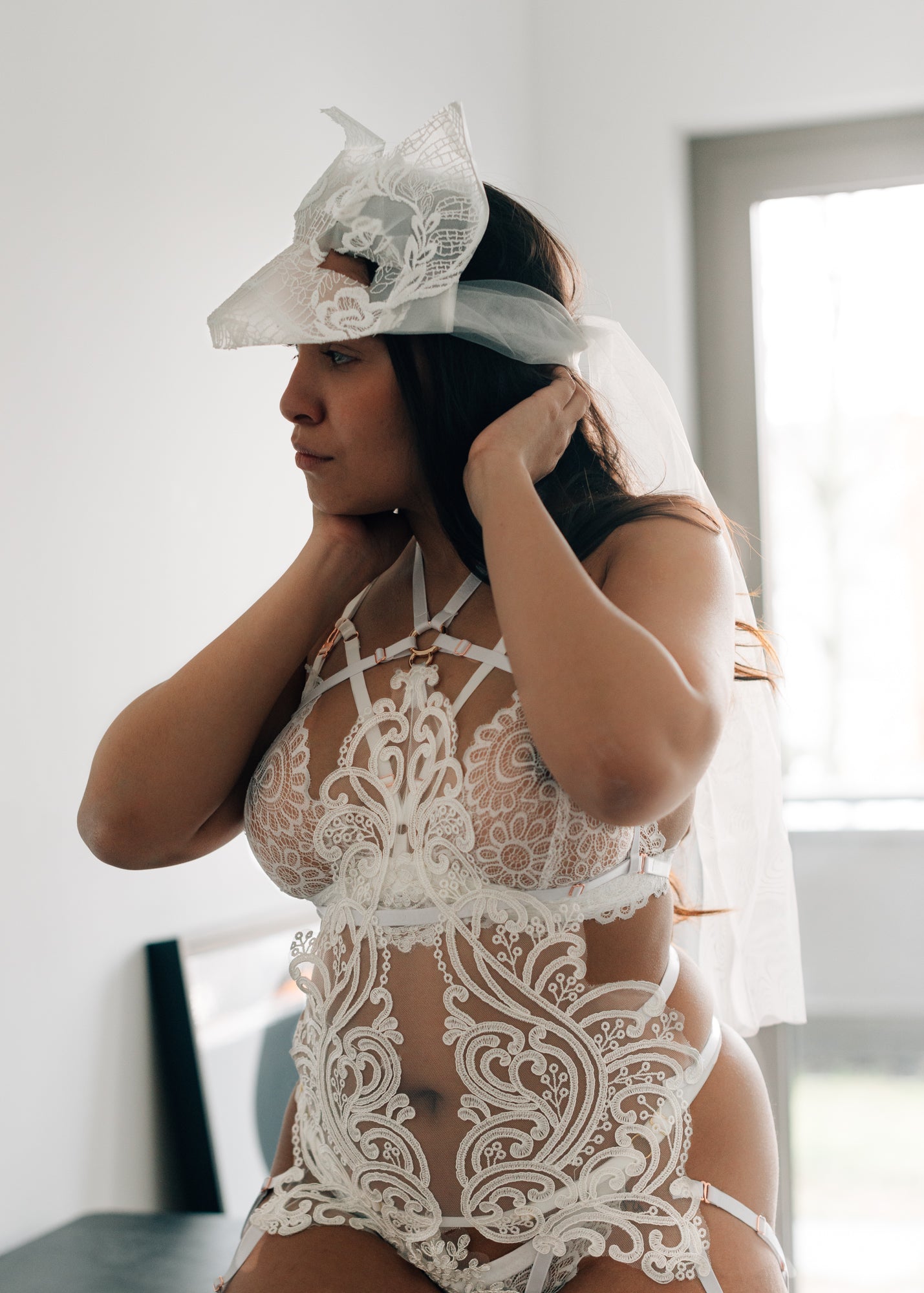 amoreze-celine-white-lace-playsuit-body-wei image 5