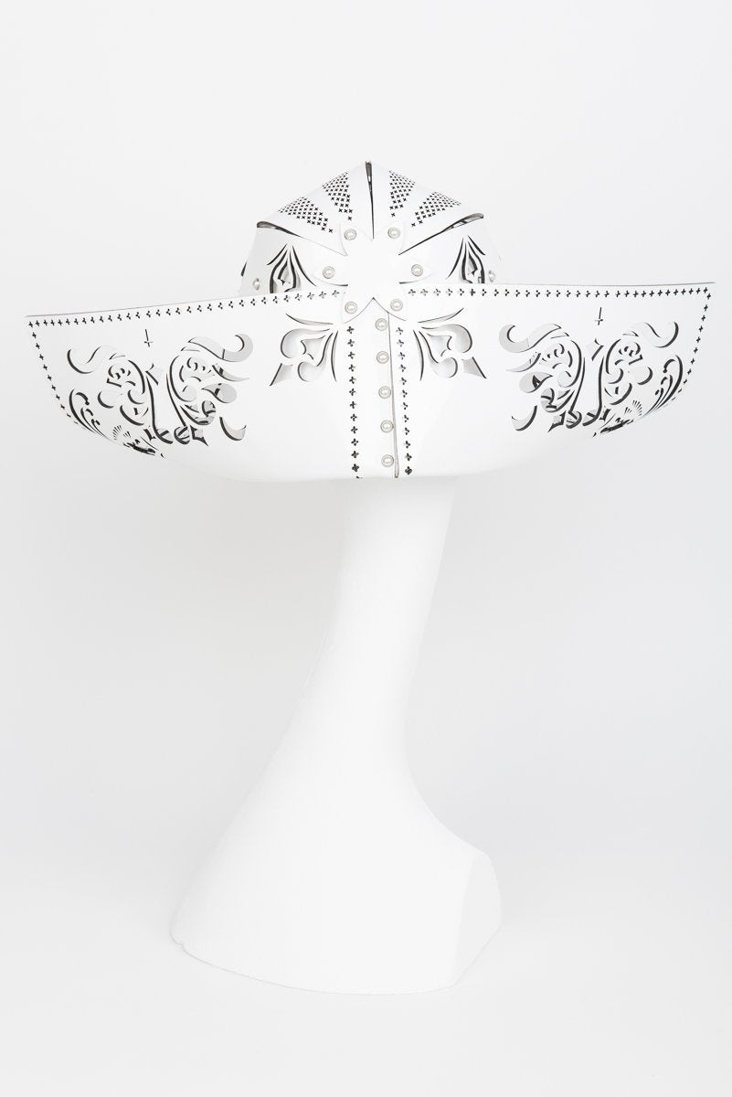 fr-ulein-kink-bianco-cornette-kopfschmuck-leder-wei image 5
