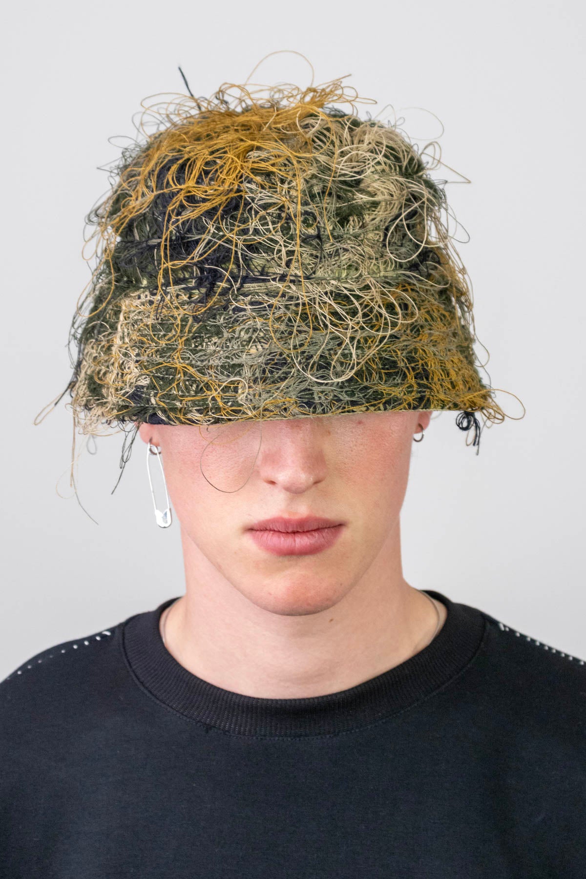 dennis-chuene-birds-nest-camo-bucket-hat-fischerhut image 3