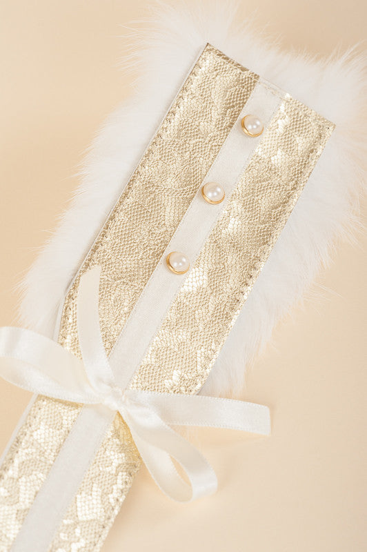 fraulein-kink-gold-lace-paddle-tiffanyblau-kaninchenfell image 1
