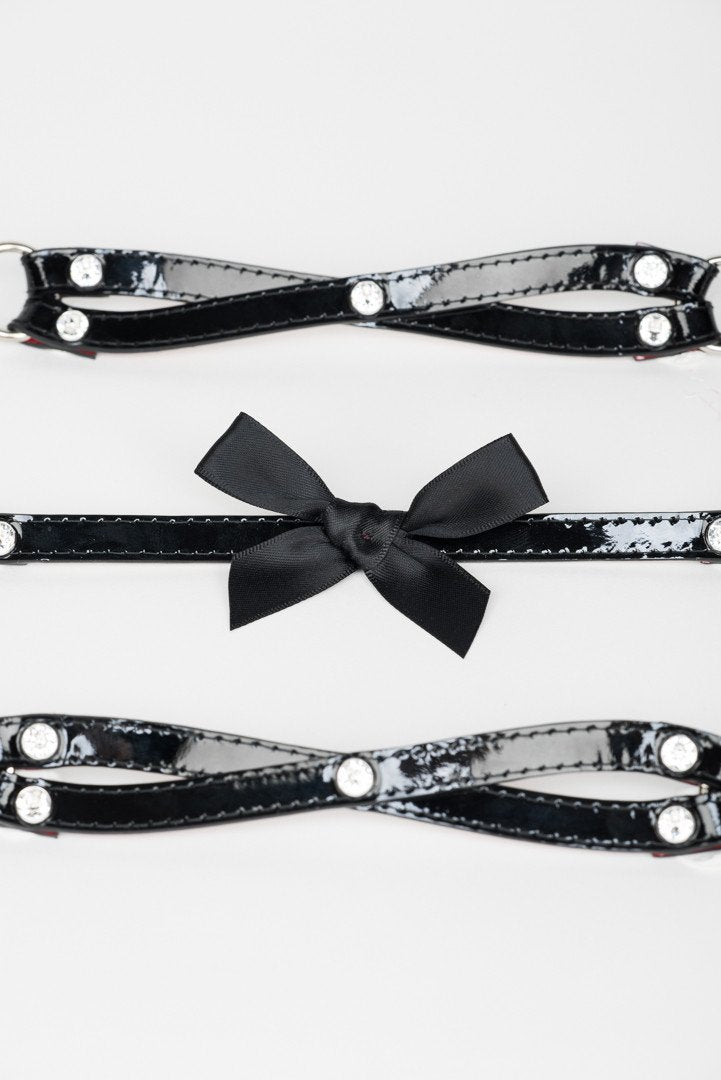 fr-ulein-kink-kiss-handfesseln-schwarz-rot-swarovski image 1