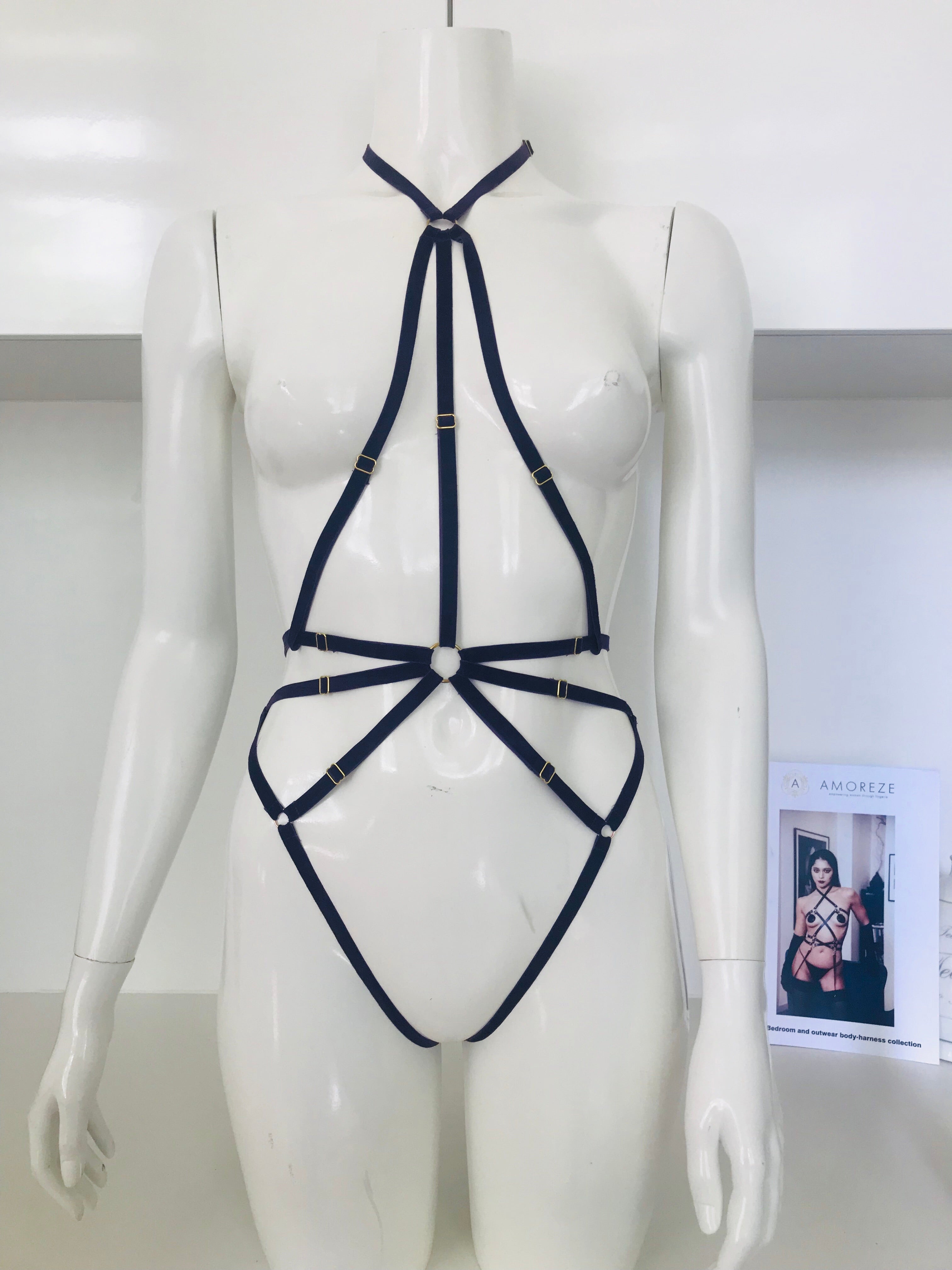 amoreze-julie-playsuit-lila-stretch-samt image 3