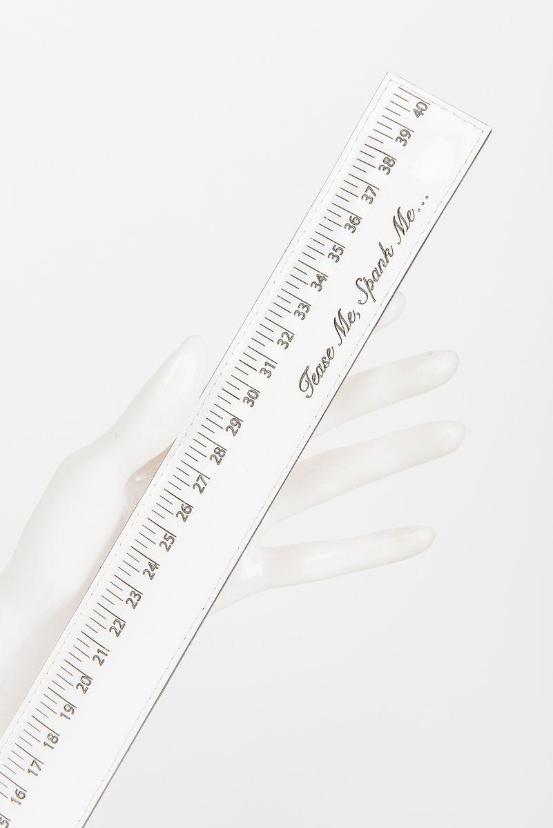fraulein-kink-bianco-ruler-gerte-wei-lackleder-quaste image 1