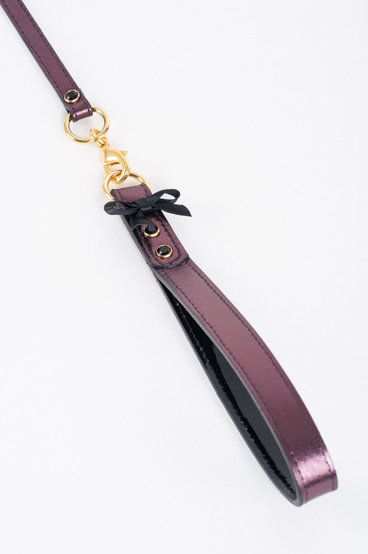 fraulein-kink-t-straps-violet-fu-fesseln-leder-lila image 3