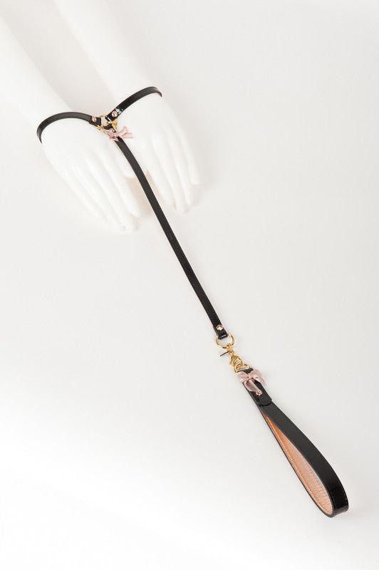 fr-ulein-kink-n-nette-t-strap-fesseln-lackleder-rosegold image 1