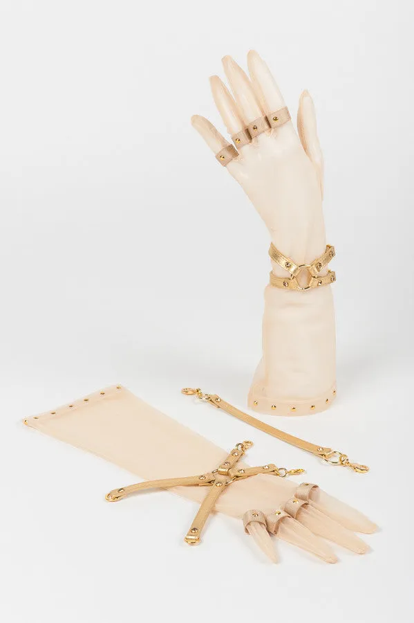 fr-ulein-kink-champagne-handschuhe-t-ll-nude-mit-handfesseln image 1