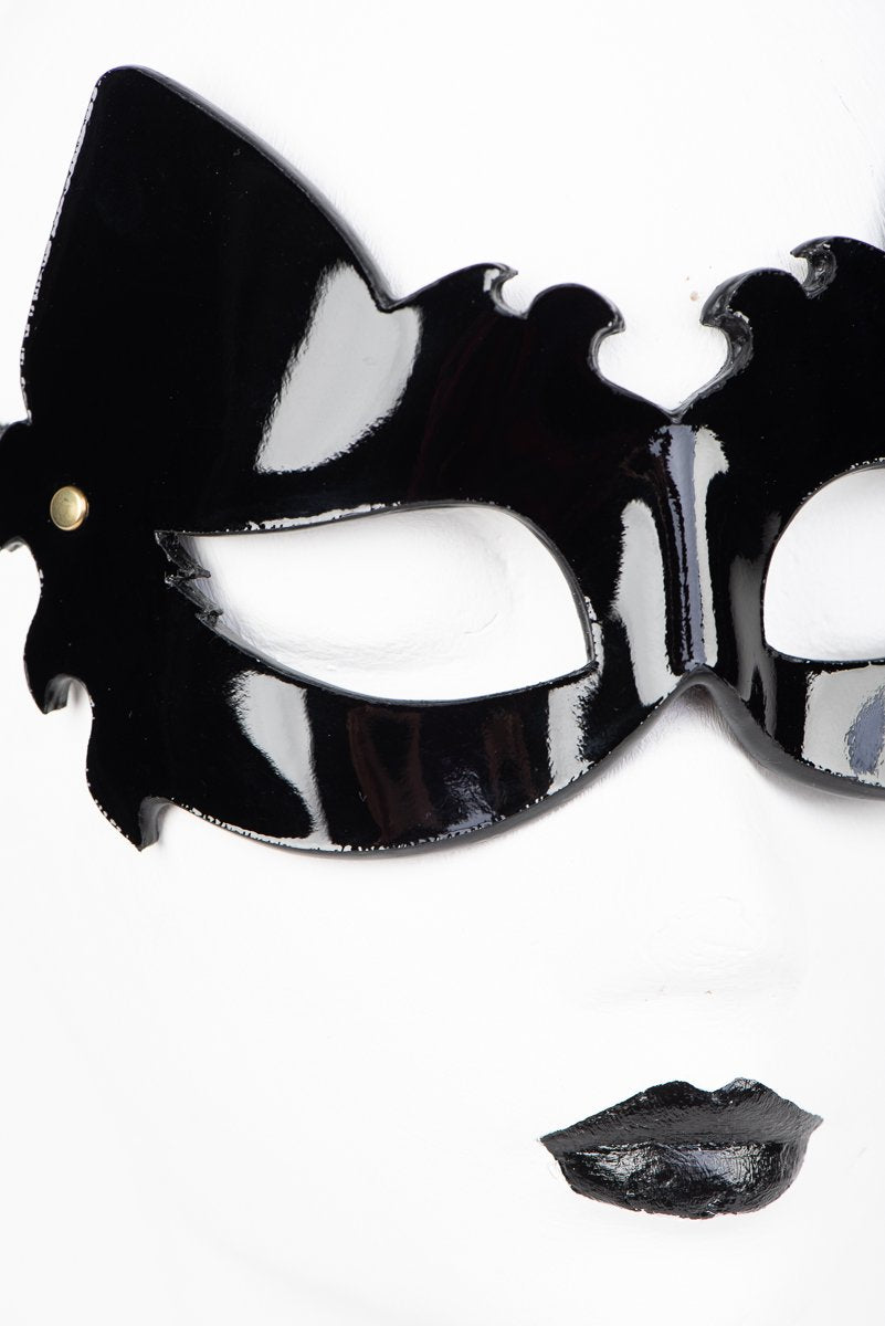 fr-ulein-kink-leone-maske-lackleder-schwarz-verstellbar image 3