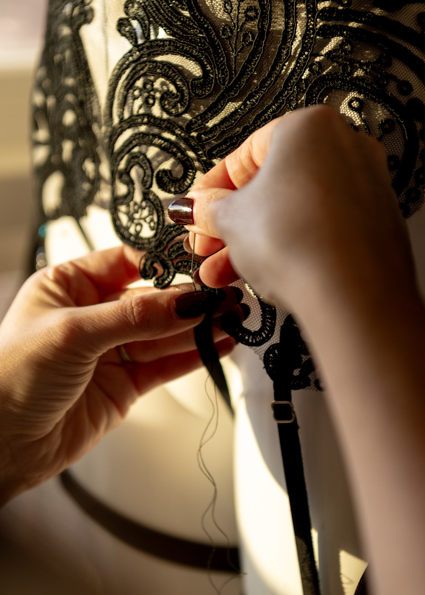 amoreze-leder-workshop-choker-kurs-berlin-atelier image 7