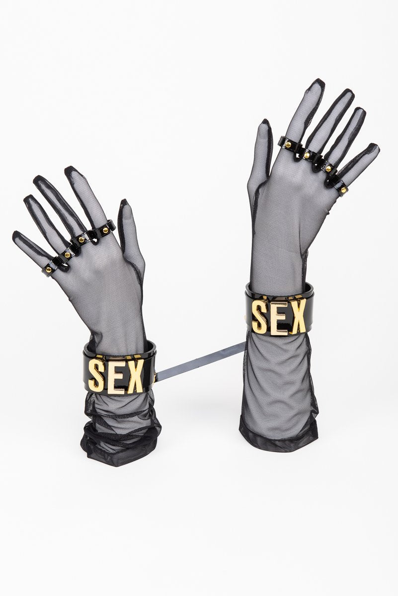 fr-ulein-kink-gold-letter-gloves-opernhandschuhe-schwarz-t-ll image 1